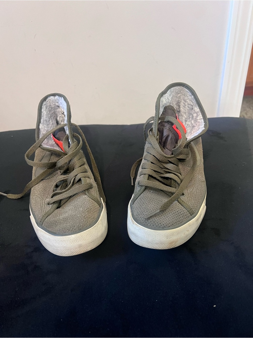 Nike - Olive Green Hightops Sz. 7